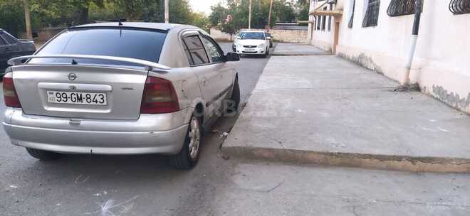Opel Astra 2002, 300,000 km - 1.6 l - Qazax