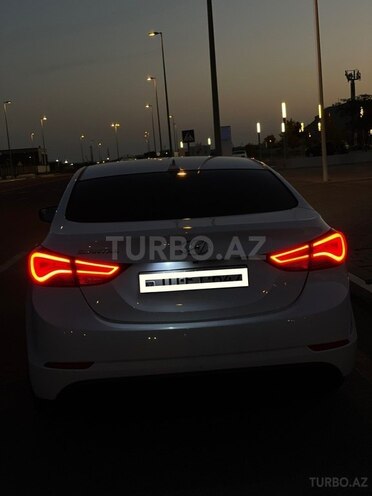 Hyundai Elantra 2015, 87,226 km - 1.8 l - Bakı