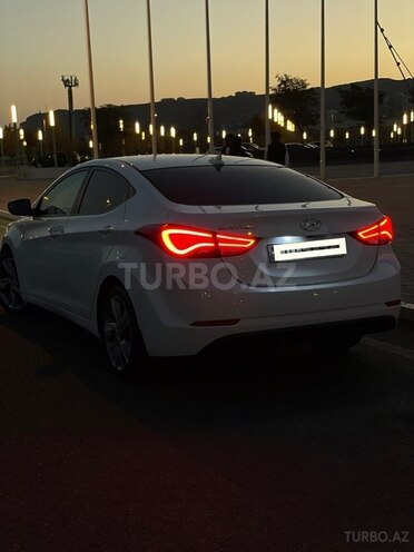 Hyundai Elantra 2015, 87,226 km - 1.8 l - Bakı