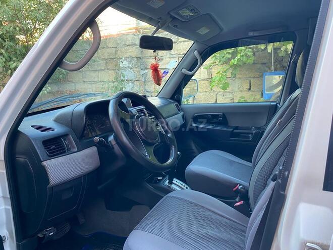 Mitsubishi Pajero io 1999, 200,000 km - 1.8 л - Bakı