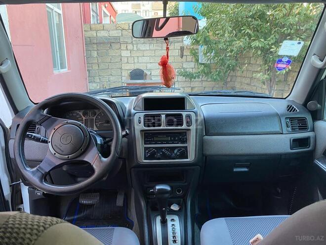 Mitsubishi Pajero io 1999, 200,000 km - 1.8 л - Bakı