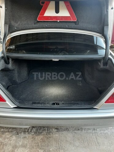 Mercedes C 200 1999, 256,000 km - 2.0 l - Bakı