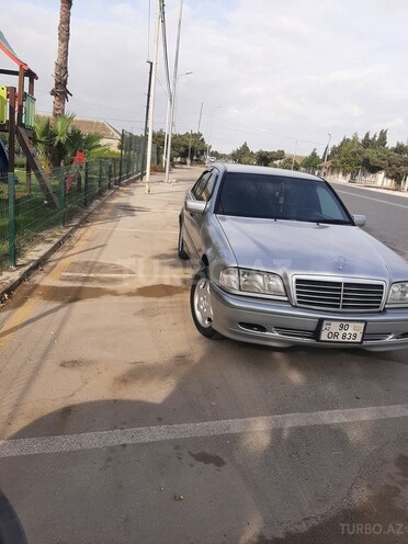 Mercedes C 200 1999, 256,000 km - 2.0 l - Bakı