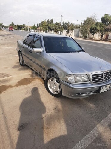 Mercedes C 200 1999, 256,000 km - 2.0 l - Bakı