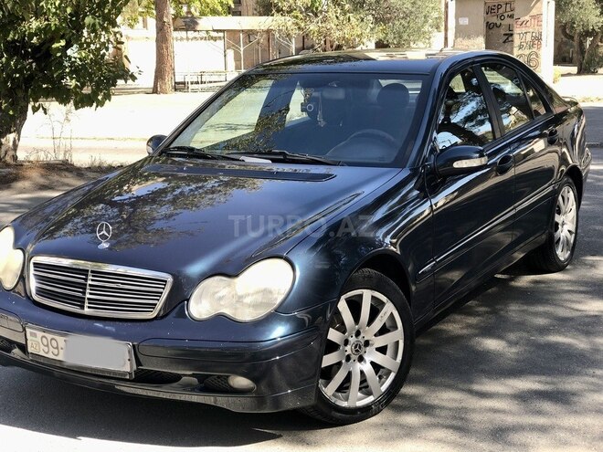 Mercedes C 180 2001, 300,000 km - 2.0 l - Bakı