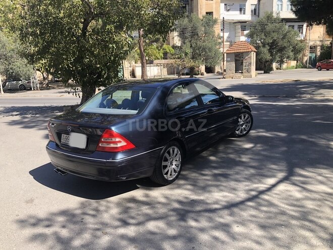 Mercedes C 180 2001, 300,000 km - 2.0 l - Bakı
