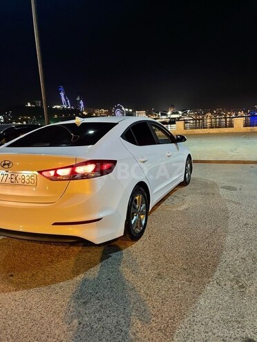 Hyundai Elantra 2016, 84,000 km - 2.0 л - Bakı