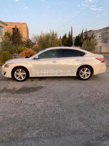 Nissan Altima 2014, 224,000 km - 2.5 l - Salyan