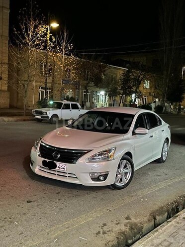 Nissan Altima 2014, 224,000 km - 2.5 l - Salyan