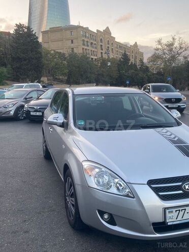 Kia Ceed 2008, 231,000 km - 1.6 л - Bakı