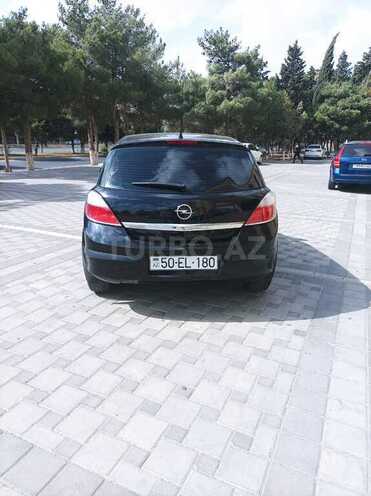 Opel Astra 2004, 200,000 km - 1.4 l - Bakı