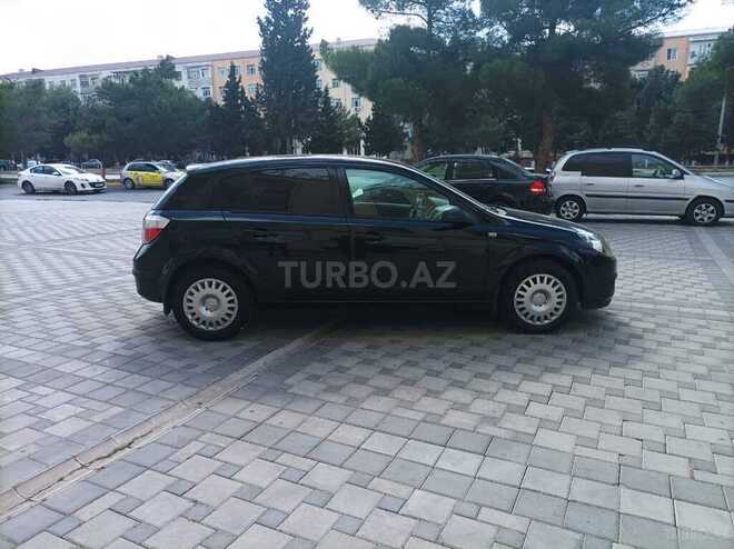 Opel Astra 2004, 200,000 km - 1.4 l - Bakı