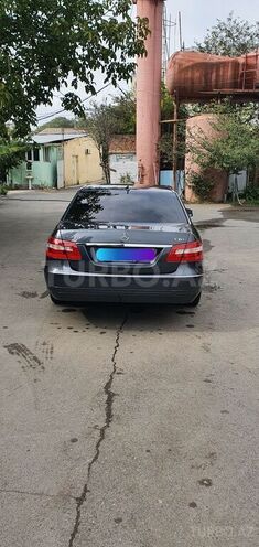 Mercedes E 220 2010, 202,000 km - 2.2 l - Gəncə