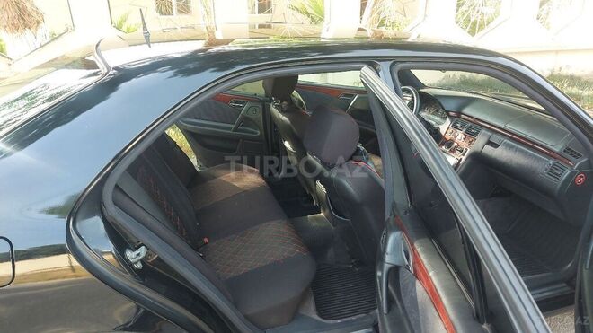 Mercedes E 200 1998, 505,000 km - 2.0 l - Bakı