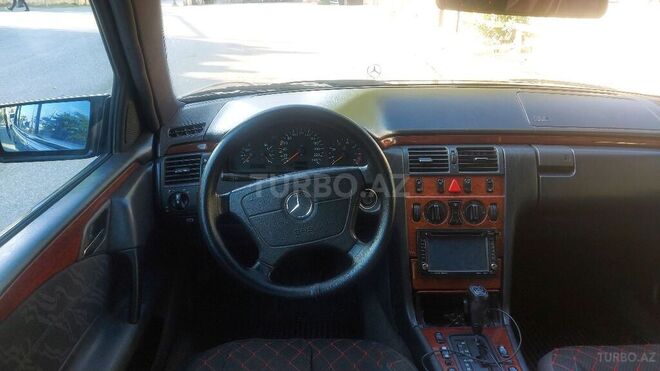 Mercedes E 200 1998, 505,000 km - 2.0 l - Bakı