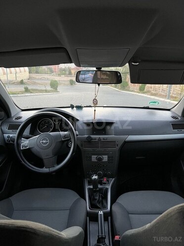 Opel Astra 2006, 220,000 km - 1.3 l - Bakı
