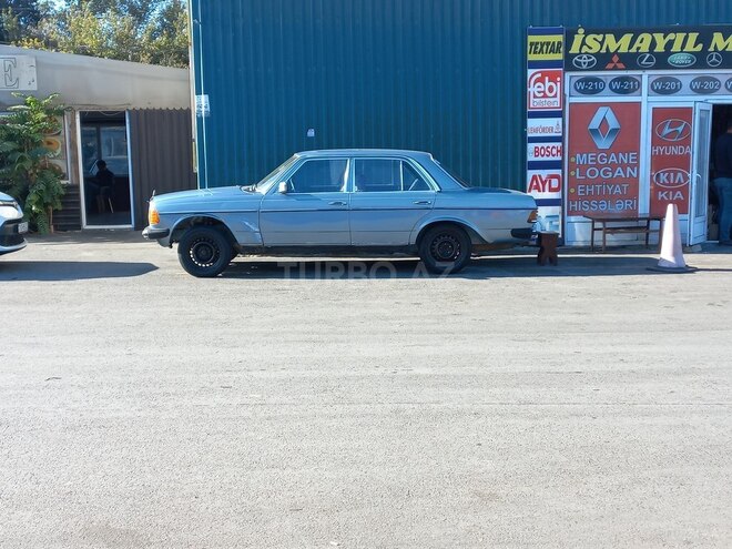 Mercedes 200 1983, 356,885 km - 2.0 l - Bakı