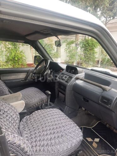 Mitsubishi Pajero 1996, 340,000 km - 2.8 l - Bakı
