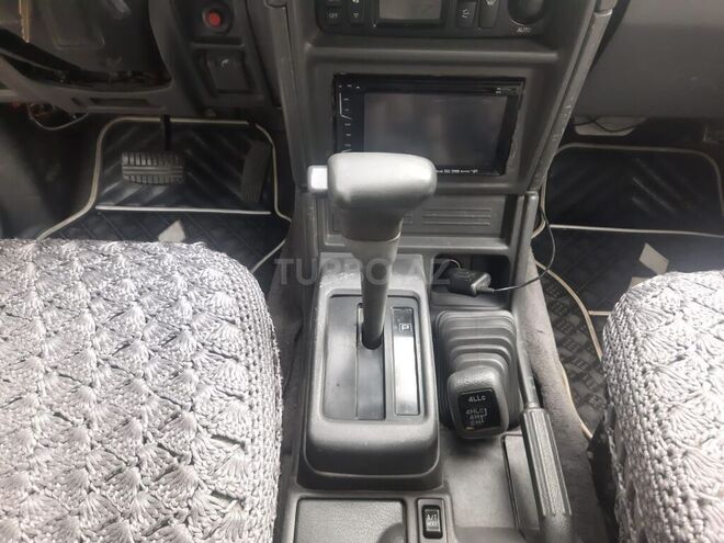 Mitsubishi Pajero 1996, 340,000 km - 2.8 l - Bakı