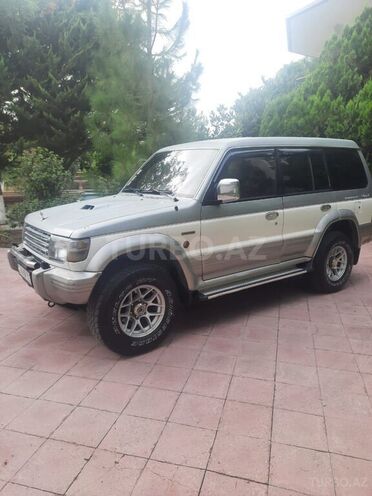 Mitsubishi Pajero 1996, 340,000 km - 2.8 l - Bakı