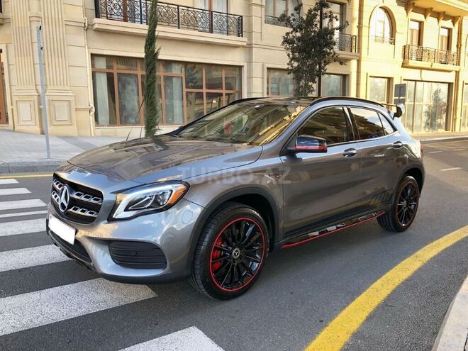 Mercedes GLA 250 2018, 17,000 km - 2.0 l - Bakı