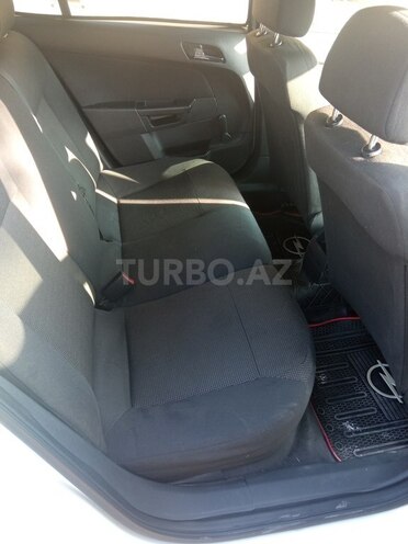 Opel Astra 2006, 420,000 km - 1.9 l - Naftalan