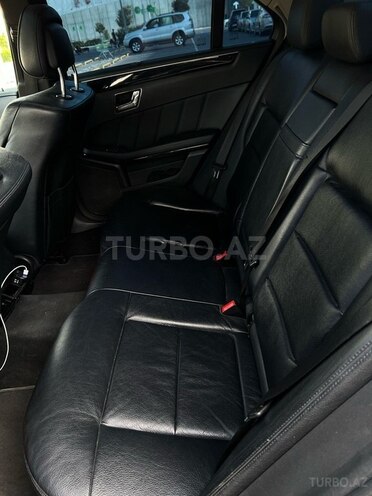 Mercedes E 250 2009, 299,000 km - 2.2 l - Bakı