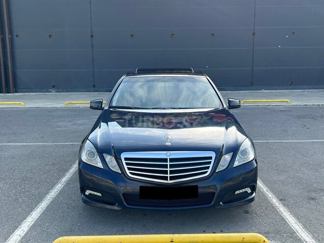 Mercedes E 250 2009, 299,000 km - 2.2 l - Bakı