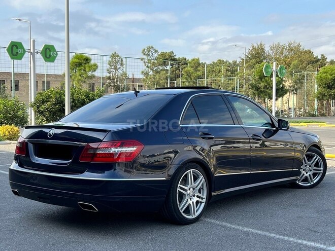 Mercedes E 250 2009, 299,000 km - 2.2 l - Bakı