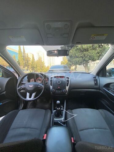 Kia Ceed 2009, 297,500 km - 1.6 л - Bakı