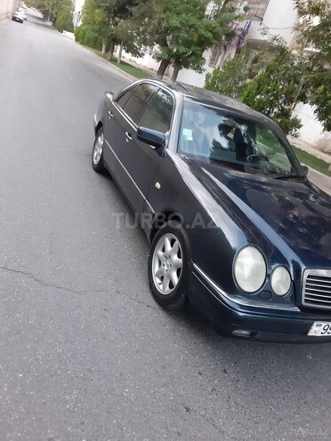 Mercedes E 200 1997, 356,569 km - 2.0 l - Bakı