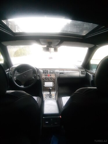 Mercedes E 200 1997, 356,569 km - 2.0 l - Bakı