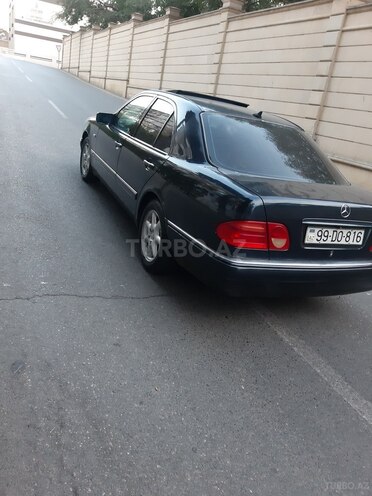 Mercedes E 200 1997, 356,569 km - 2.0 l - Bakı