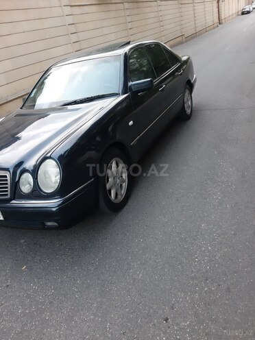 Mercedes E 200 1997, 356,569 km - 2.0 l - Bakı