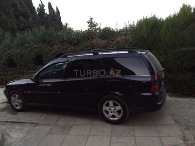 Opel Vectra 2000, 400,000 km - 1.8 l - Masallı