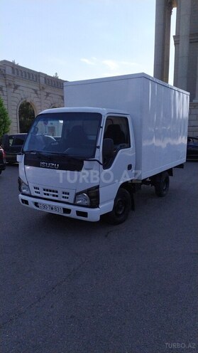 Isuzu NHR 55 E 2006, 255,000 km - 2.7 l - Gəncə
