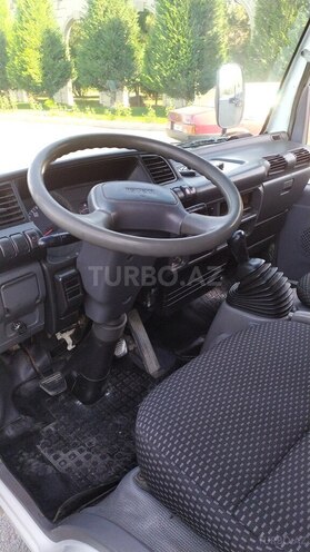 Isuzu NHR 55 E 2006, 255,000 km - 2.7 l - Gəncə