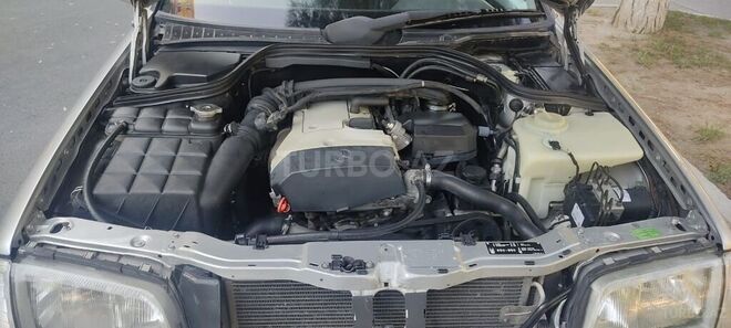 Mercedes C 200 1998, 230,000 km - 2.0 л - Bakı
