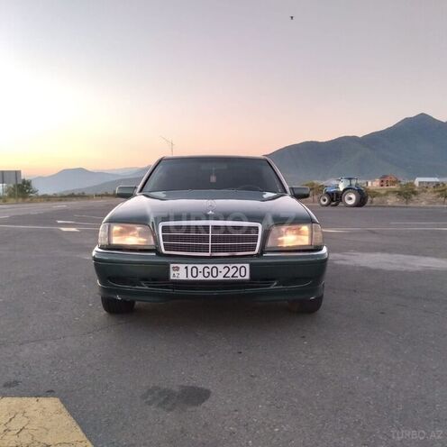 Mercedes C 220 1994, 250,000 km - 2.2 l - Qax