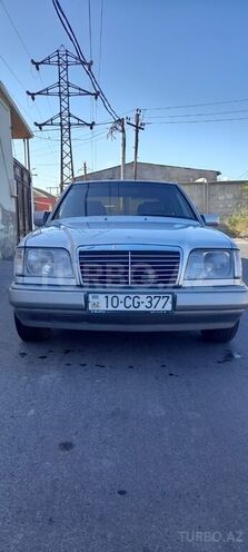 Mercedes E 220 1993, 563,074 km - 2.2 l - Bakı