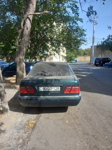 Mercedes E 280 1998, 220,700 km - 2.8 л - Bakı