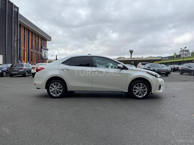 Toyota Corolla 2013, 137,600 km - 1.6 l - Bakı