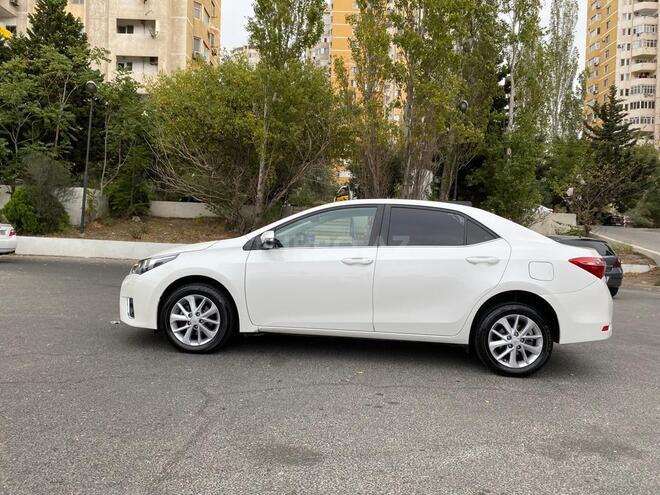 Toyota Corolla 2013, 137,600 km - 1.6 l - Bakı