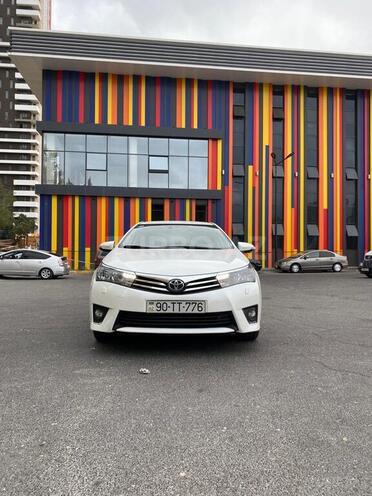 Toyota Corolla 2013, 137,600 km - 1.6 l - Bakı
