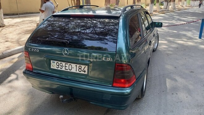 Mercedes C 220 2000, 180,000 km - 2.2 л - Sumqayıt