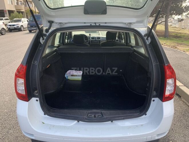 Renault Logan 2015, 82,000 km - 1.6 л - Bakı