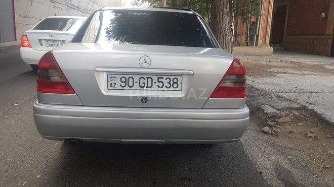 Mercedes C 220 1995, 450,000 km - 2.2 l - Bakı