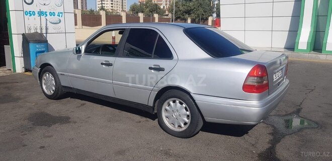Mercedes C 220 1995, 450,000 km - 2.2 l - Bakı