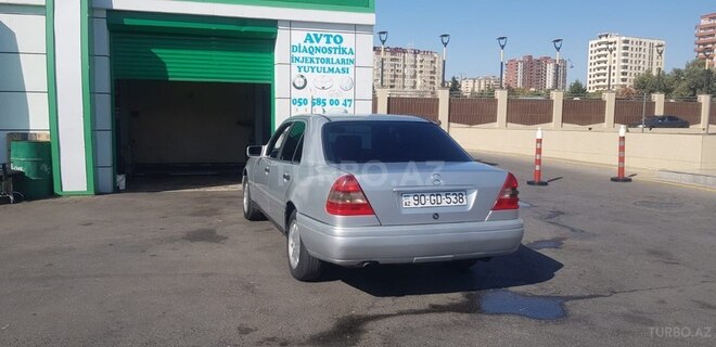 Mercedes C 220 1995, 450,000 km - 2.2 l - Bakı