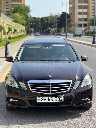Mercedes E 200 2010, 179,585 km - 1.8 l - Bakı